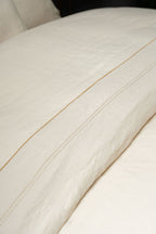 Hilvan Duvet Set